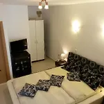Apartment Kairos *