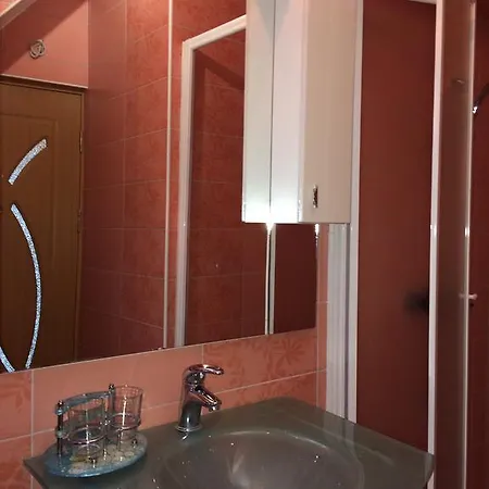 Kairos Apartment